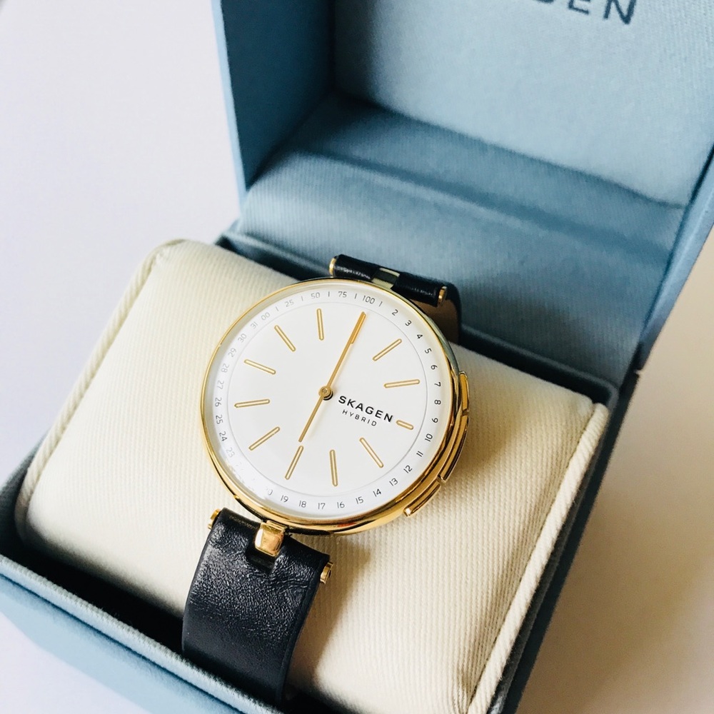 SKAGEN Hybrid Smartwatch T-Bar Black Leather